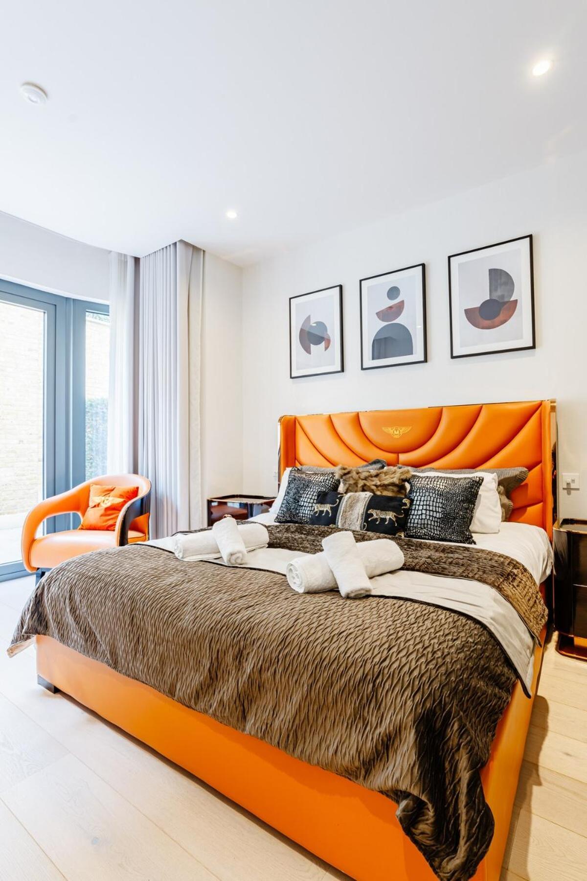 3-bed Duplex W Garden 3min To Holland Park Appartamento