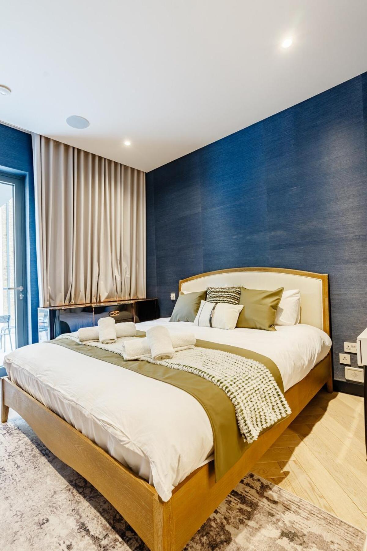 3-bed Duplex W Garden 3min To Holland Park Londra