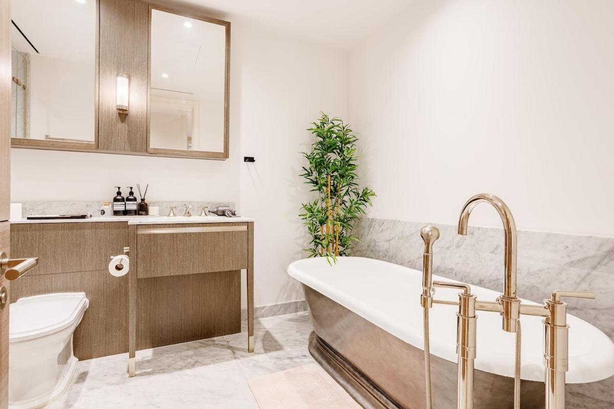 3-bed Duplex W Garden 3min To Holland Park Apartment